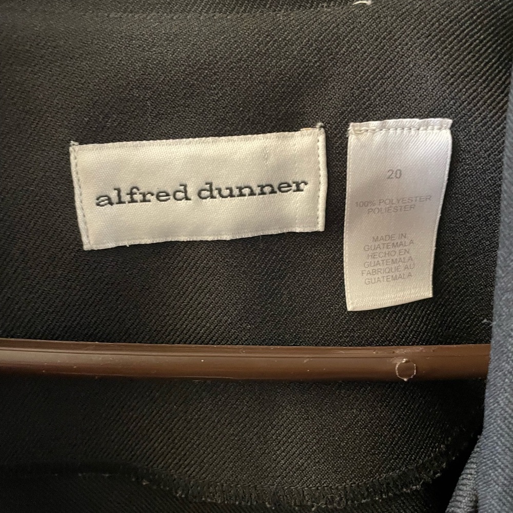 Alfred Dunner Black Women's Blazer - Picture 2 of 3